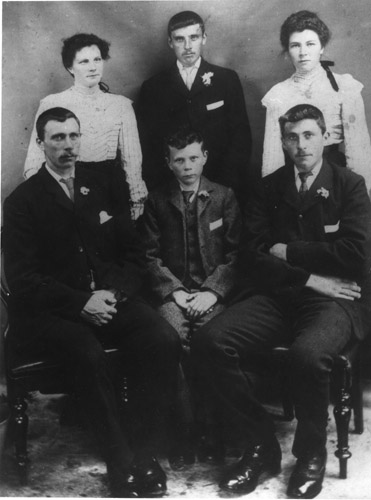 Backt o Index of Walter Cook Photographer